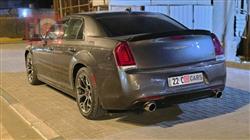 کرایسلەر 300